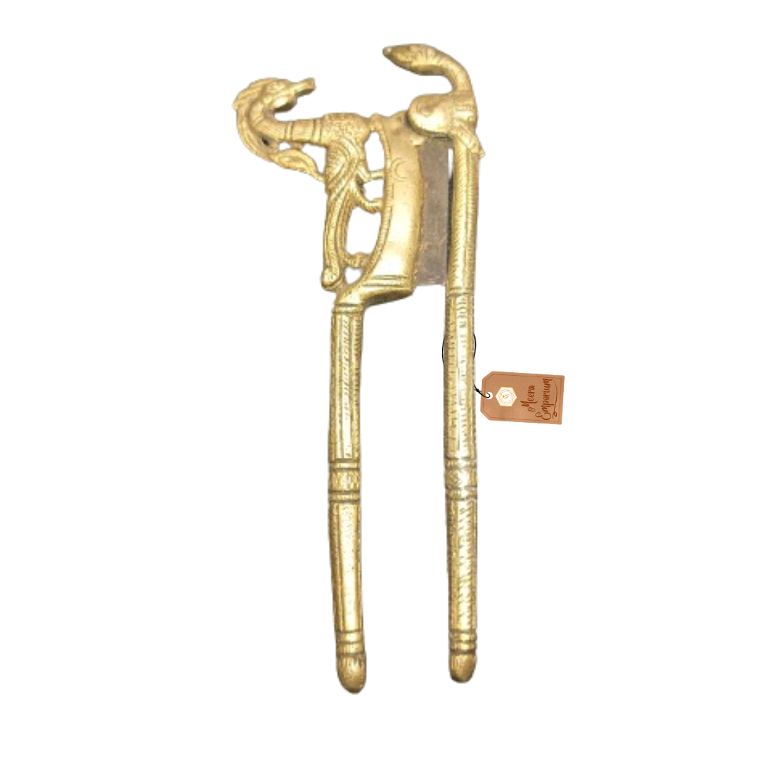 Sarota (nut cracker or cutter) Brass Metal Horse Design Unique Art 170gm 16.5cm